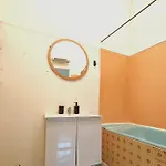 Vieux Charm - 3 Bedroom Escape - Seaside Apartament Nicea